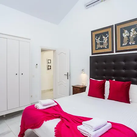 Tao Villa